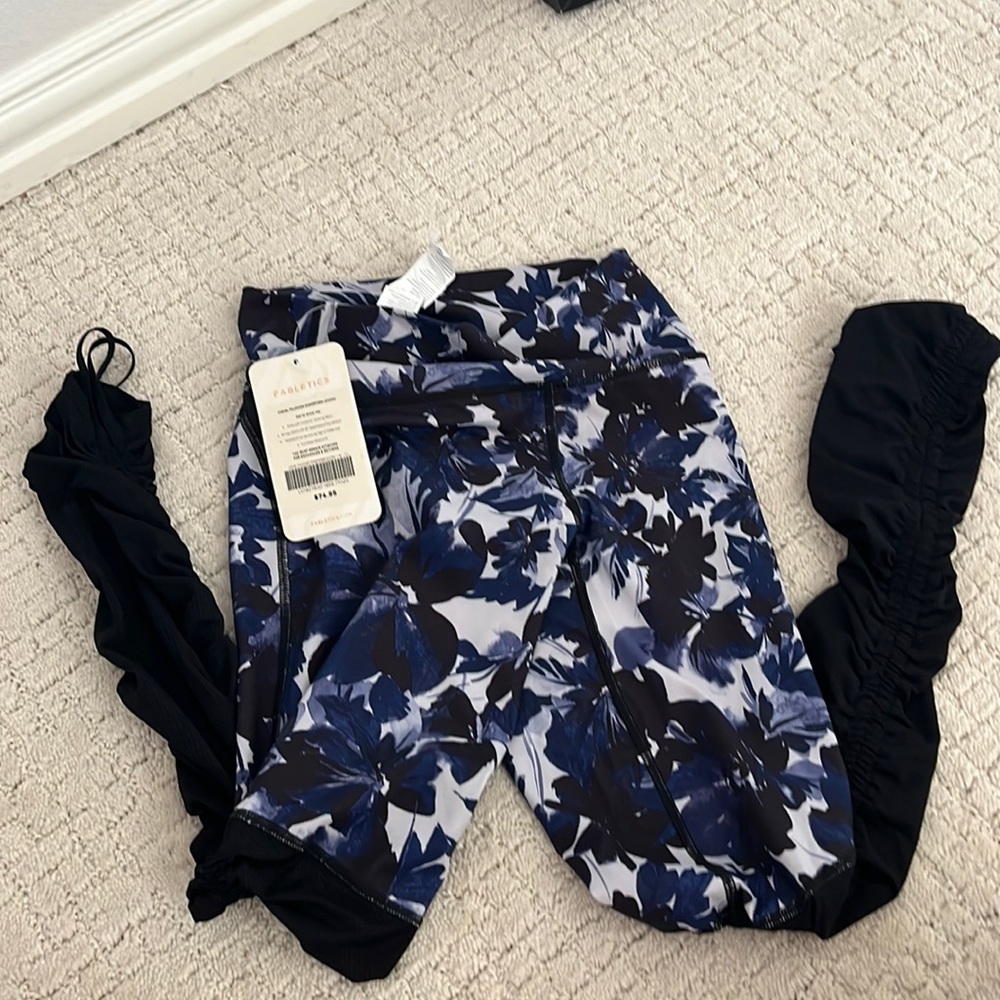 NWT Fabletics Cashel Foldover Powerfom Leggings